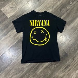 Nirvana tee